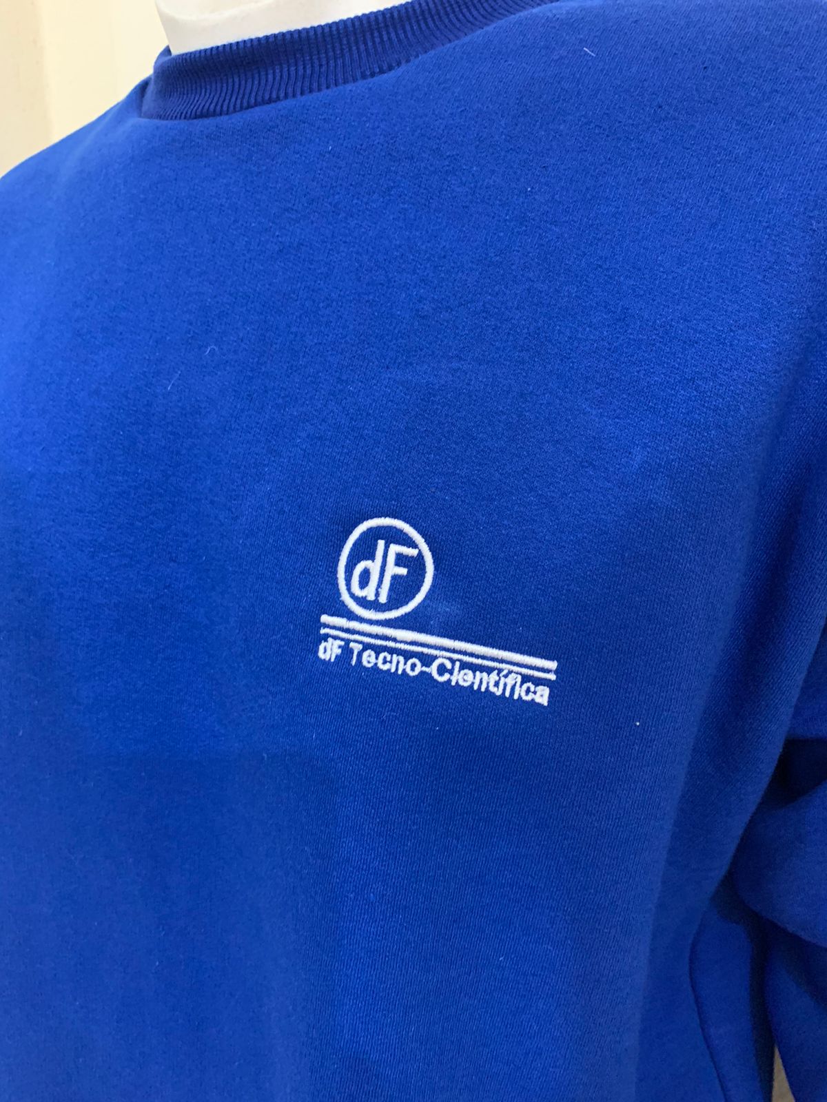 DF-Moletom-Detalhes Uniformes Profissionais Sob Medida para Empresas