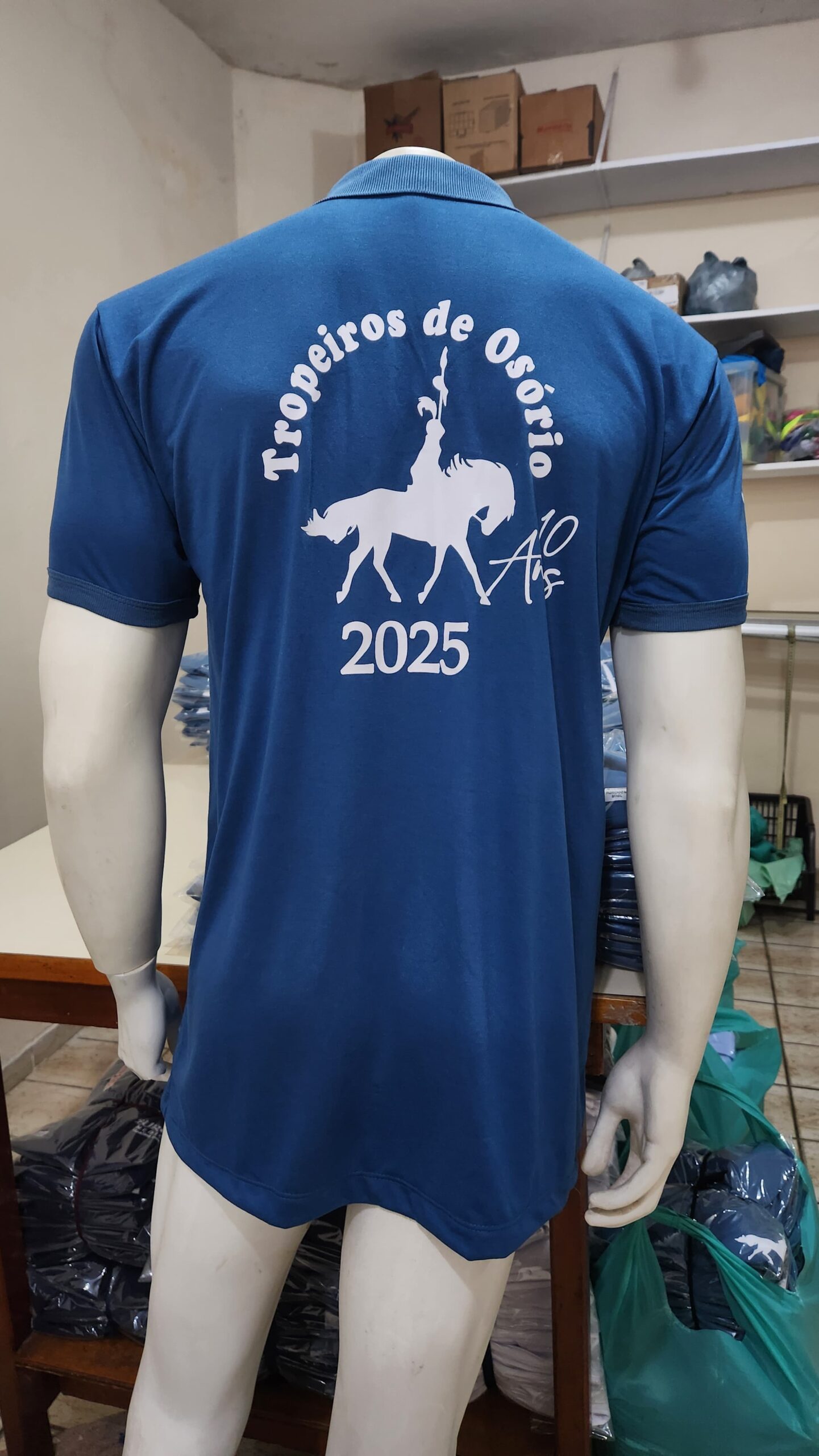 IMG-20250922-WA0116-scaled Uniformes Profissionais Sob Medida para Empresas